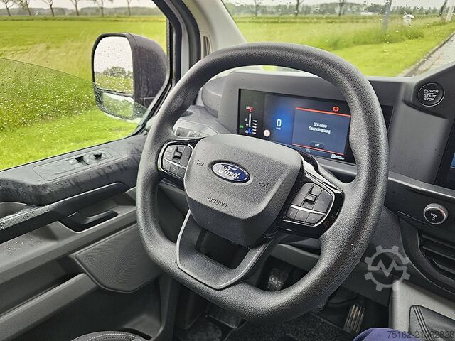 Kombi med högt tak FORD TRANSIT CUSTOM 2.0 L1H1 LED Navi