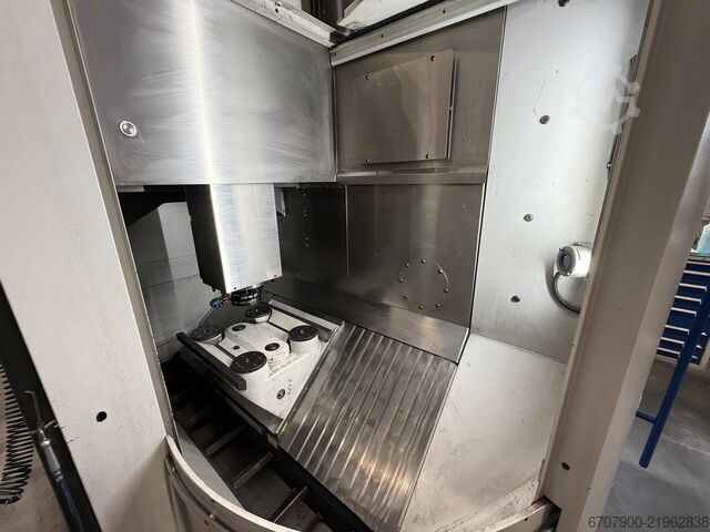 Centre d’usinage universel MIKRON HSM 800 MIKRON HSM 800