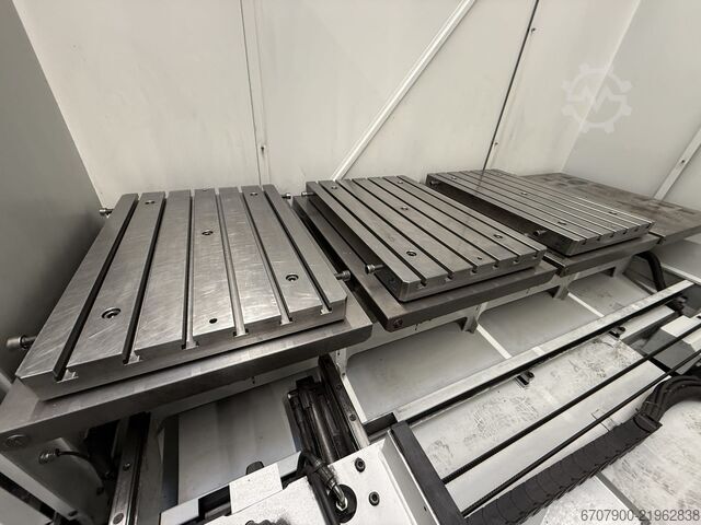 Centre d’usinage universel MIKRON HSM 800 MIKRON HSM 800