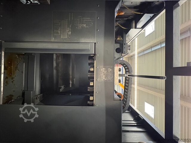 Centro de mecanizado CNC tipo pórtico DMG-DECKEL MAHO 180 DMG-DECKEL-MAHO DMF 180