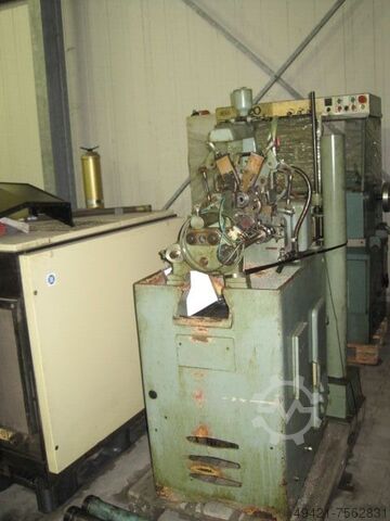 Vřetenový soustruh - Zásobník náhradních dílů LICO TA 25