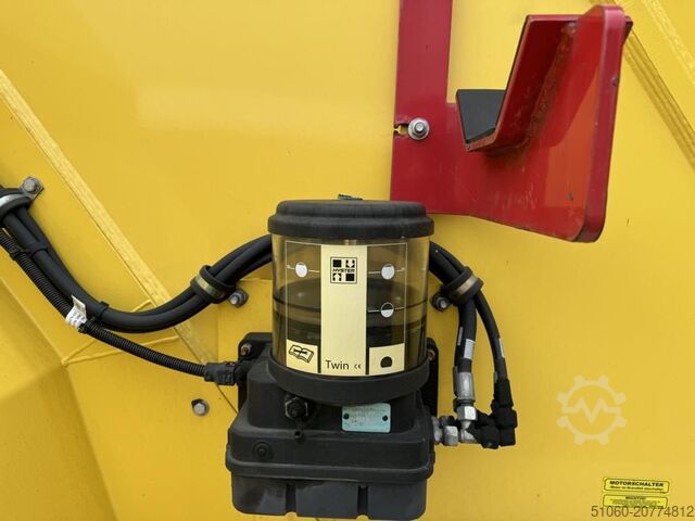 Full-container reach stacker Hyster RS46-33XD-62