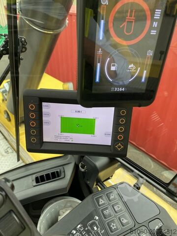 Full-container reach stacker Hyster RS46-33XD-62