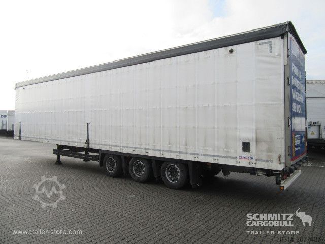 Öppen semitrailer med kapell Schmitz Cargobull Curtainsider Mega Getränke