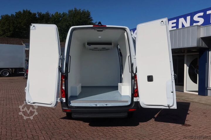 Chłodnia dostawcza Mercedes-Benz 317CDI 317 CDI L2/H2 Automaat
