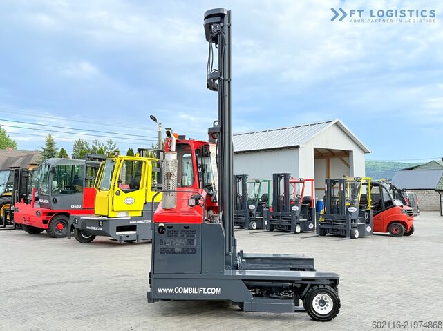 Cărucior cu stivuitor cu 4 căi Combilift C4000 / TRIPLEX / 9300MM / GAS / TOP1