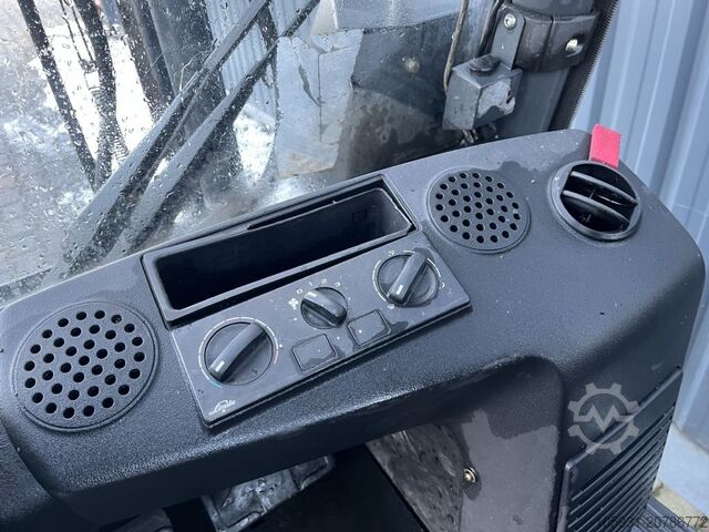 LPG Forklifts Linde H25T-02