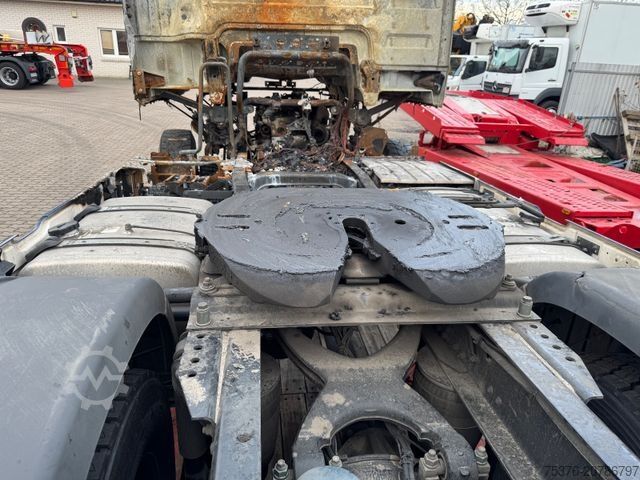 Τυπική μονάδα τράκτορα MAN TGX 18.510 Brandschaden