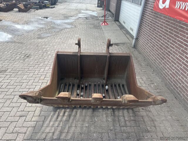 Screening bucket CW 40 - Gebruikt