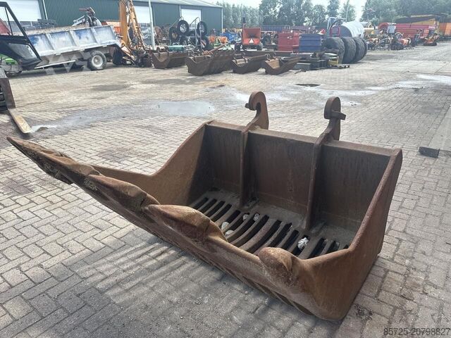 Screening bucket CW 40 - Gebruikt