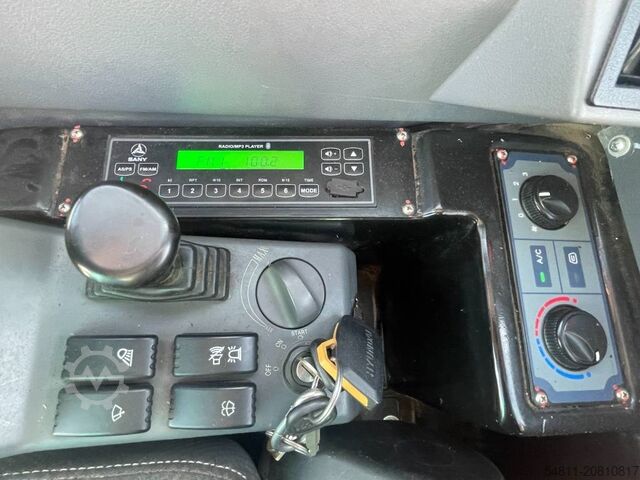 Minikoparka Sany SY50U