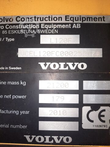 φορτωτής με ελαστικά Volvo L120F