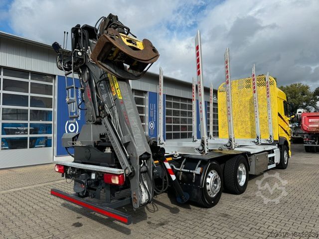 Tømmerlastbil DAF XF 530 6x2 Holztransport Kran PENZ 15Z9.50 *Anh.