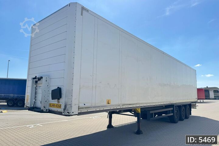 Bavul Schmitz Cargobull SCB/S3B / Disk brakes / Double stock