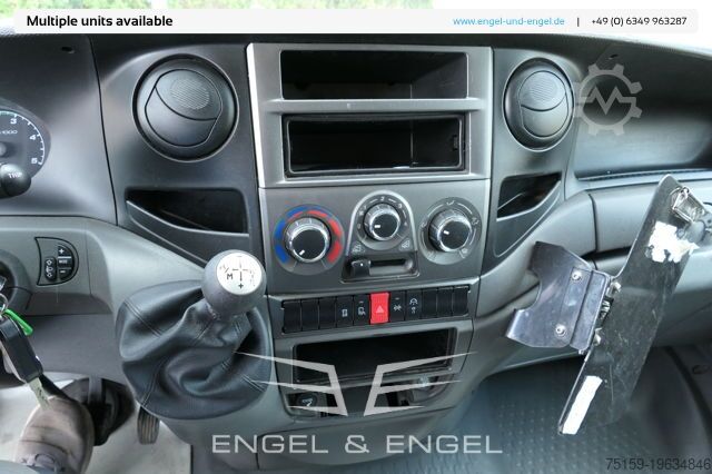 Furgon skrzyniowy iveco Daily 35 S11 C30C AUTOMATIK KAMERA Regale LUFT DURCHGANG EURO-5 CoC