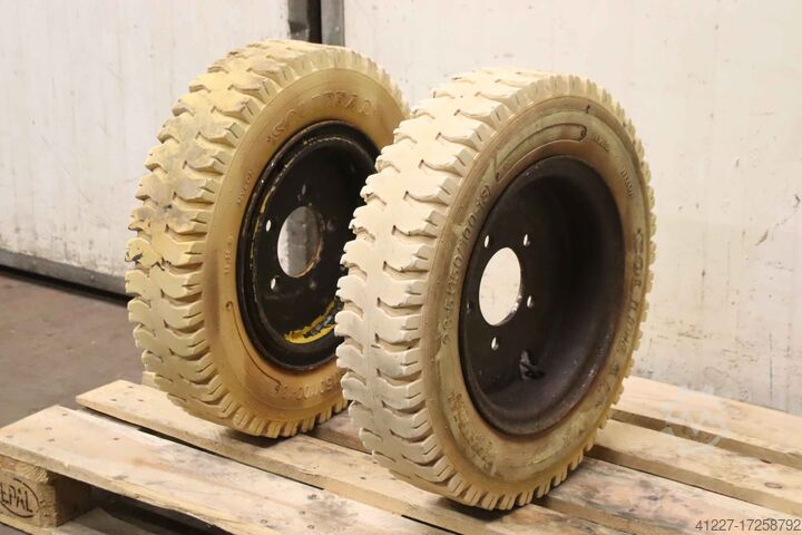 Band met velg 2 stuks Solideal 23-5(150/100-13) reibfrei