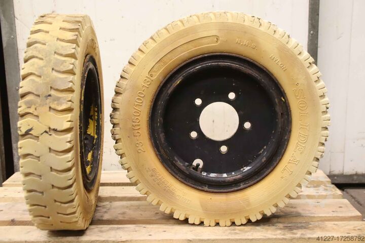 Band met velg 2 stuks Solideal 23-5(150/100-13) reibfrei