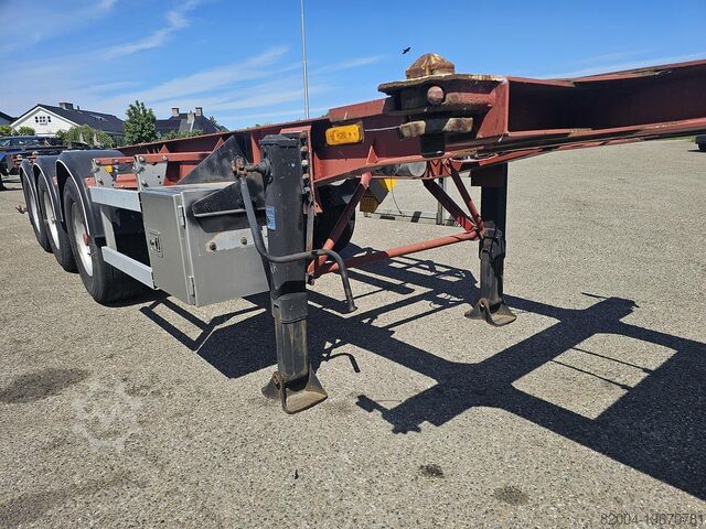 Transport de conteneurs Burg BPO 12-27CCXGX-00. | ADR TANK CHASSIS 20/30 FT ...