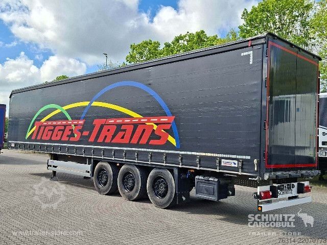 Åben sættevogn med presenning Schmitz Cargobull Curtainsider Standard Getränke