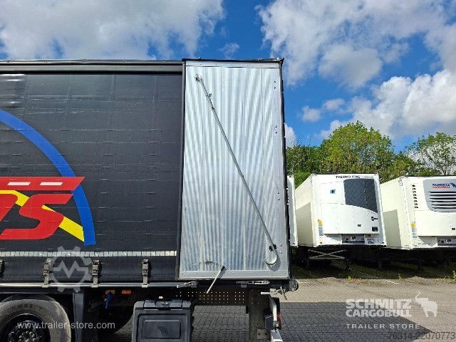 Åben sættevogn med presenning Schmitz Cargobull Curtainsider Standard Getränke