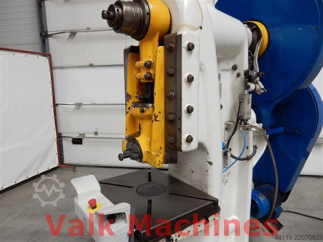 Excentrický lis 80 tun Rijva EP80