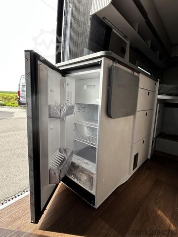 Kamper PÖSSL Summit Shine 600 L