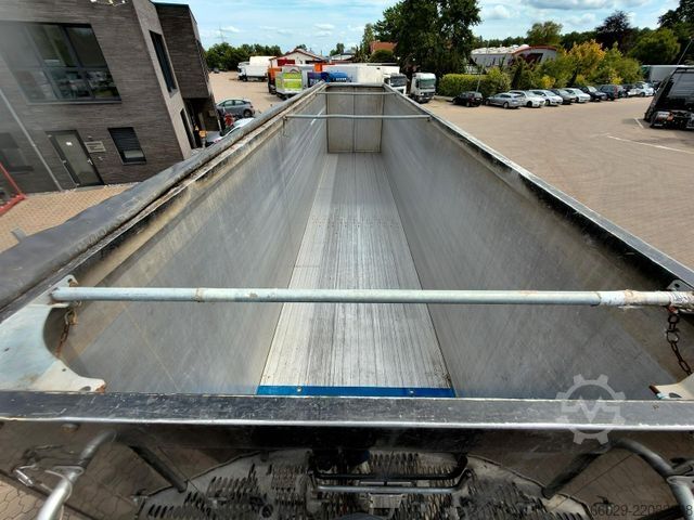 Naczepa z ruchomą podłogą KRAKER Schubboden 10 mm Boden, sehr sauber