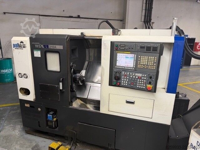 Centru de strunjire și frezare CNC Hyundai WIA L 210A