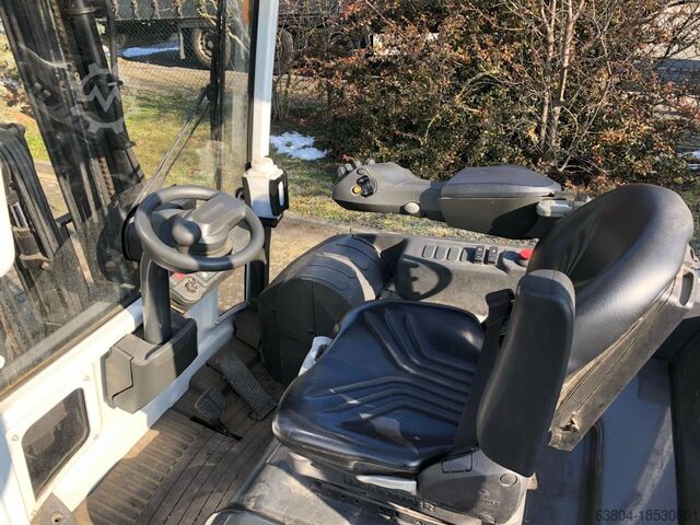 Elektrische vorkheftruck 3 wielen UniCarriers A2N1L18Q (TX3-18)