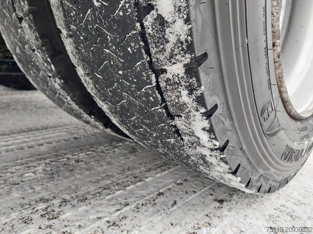 Volumen SZM FORD F-Max 1850 LL