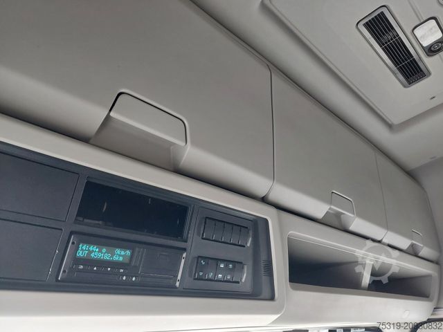 Volumen SZM FORD F-Max 1850 LL