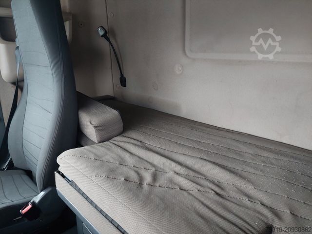 Standardni tegljač SCANIA R 440 LA6X2/4MNA