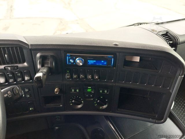 Standardni tegljač SCANIA R 440 LA6X2/4MNA