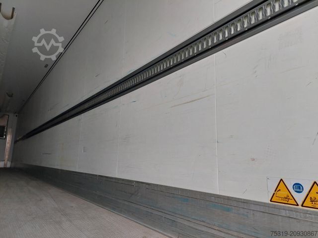 Køletrailer SCHMITZ CARGOBULL SKO 24 Thermo King SLXi 300