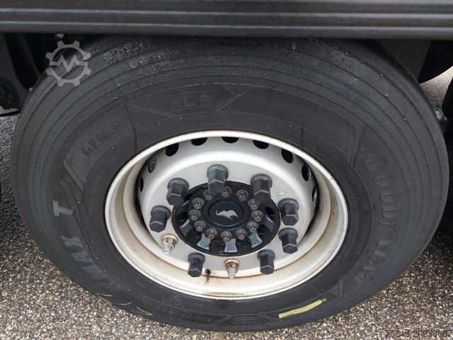 Køletrailer SCHMITZ CARGOBULL SKO 24 Thermo King SLXi 300