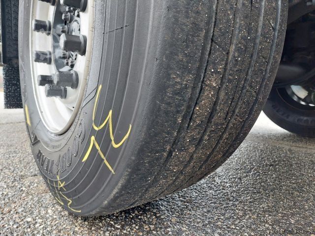 Køletrailer SCHMITZ CARGOBULL SKO 24 Thermo King SLXi 300