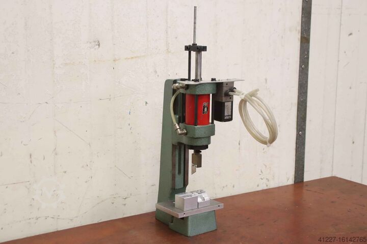 Cutting device Benzing pneumatisch