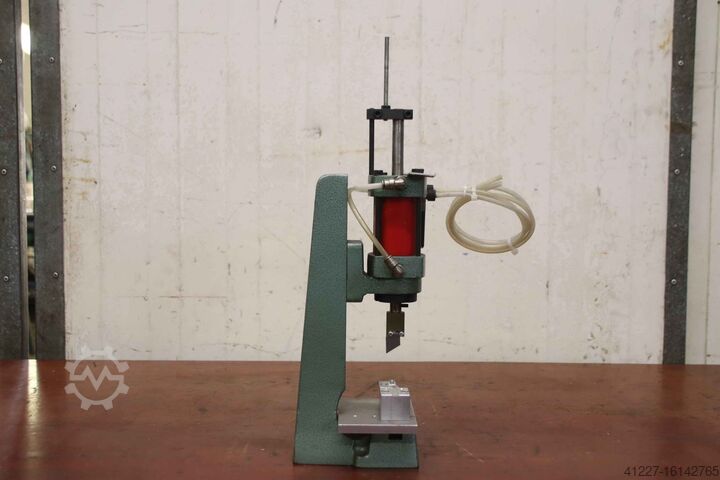 Cutting device Benzing pneumatisch