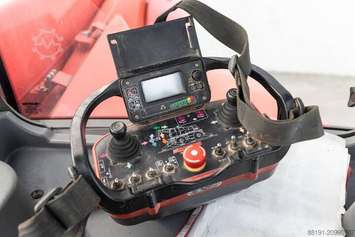 Teleszkópos rakodó Manitou MRT 2550