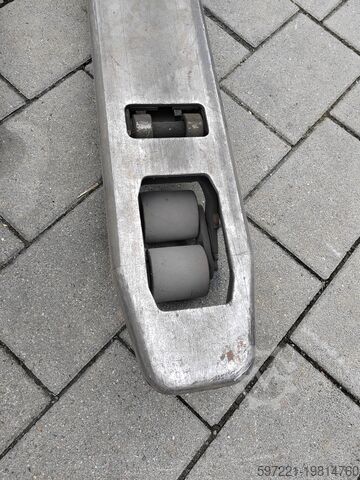 Stand-on-Stapler Jungheinrich ESD 220