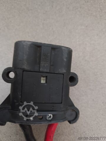 Forklift aküsü için 24 V 40 A şarj cihazı Indatron - Linde STE 24/40 EUW