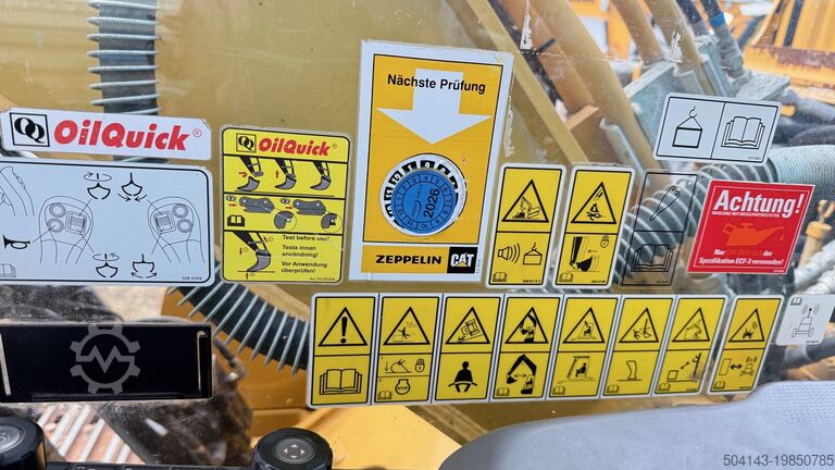 Crawler excavators Caterpillar 320 GC