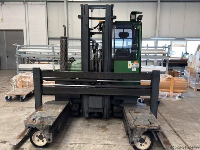 Vier-weg zijlader Combilift C3000