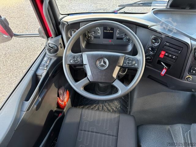 Driezijdige kipper bestelwagen  Atego 823 K 3-Seiten Kipper