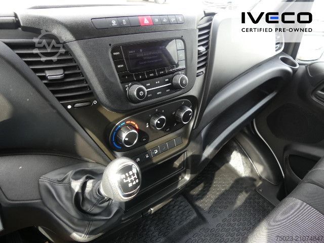 Vrachtwagen met bakwagen IVECO 35C16H Koffer LBW