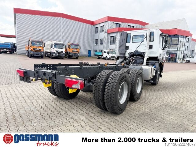 Vrachtwagenchassis Iveco X-Way AD300X46Z 6x4, Retarder, Navi