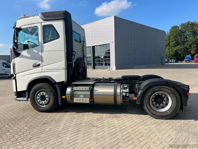 Standard-SZM Volvo FH 420 4X2 LNG /  DYNAMIC STEERING /
