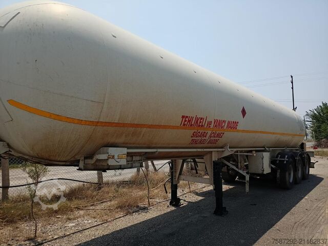 ημιρυμουλκούμενο βυτιοφόρο ISISAN GAS TANK 3x 45m3 LPG Tankauflieger