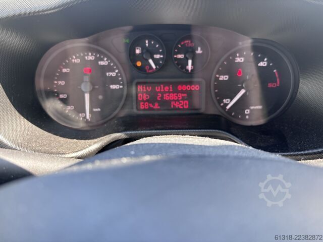 Hűtőfelépítményes furgon Iveco Daily 35C16