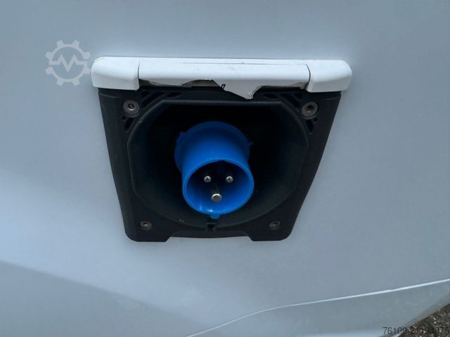 Koelwagen met geïsoleerde laadbak FORD Transit Custom Pharma*3 kammer*-30/+5/+22 Grad